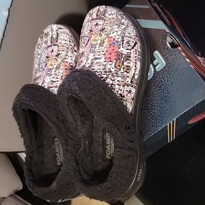 Skechers foamies slippers